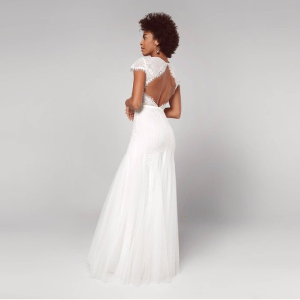 NWT Deneuve Wedding Dress